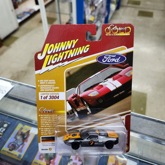 Johnny Lightning - 2023 Classic Gold R2 Ver A - 2005 Ford GT