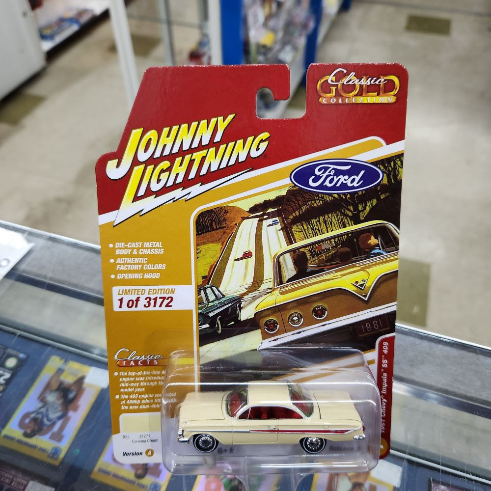 Johnny Lightning - 2023 Classic Gold R2 Ver A - 1961 Chevy Impala SS 409