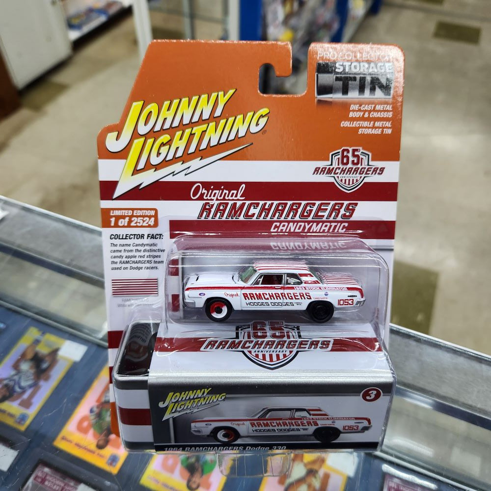 Johnny Lightning - 2023 Collector Tin R3 Vers. A - 1964 Ramchargers Dodge 330