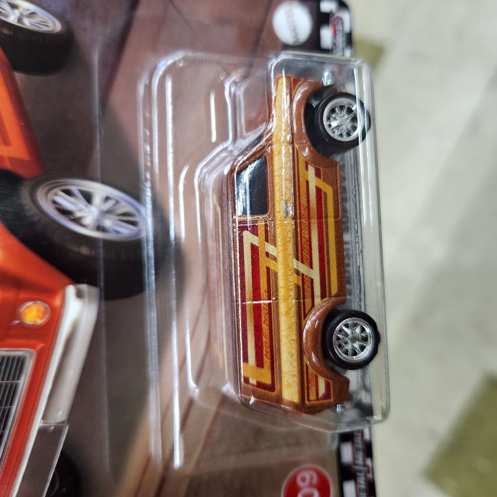 Hot Wheels Premium - Boulevard - Ford Transit Supervan