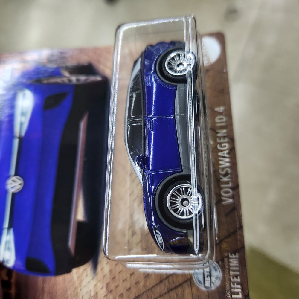 Matchbox - Best of Germany - Volkswagen ID.4 (Navy Blue)