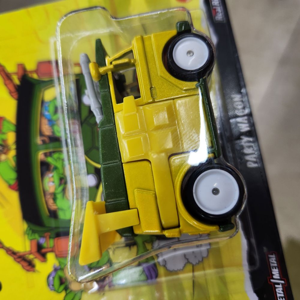 Hot Wheels Premium - Pop Culture - TMNT 'Party Wagon'