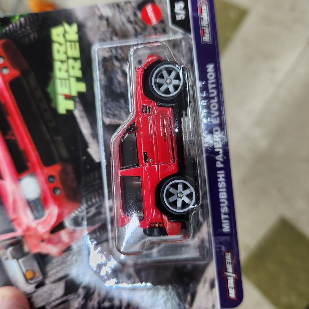 Hot Wheels Premium - Car Culture - Terra Trek - Mitsubishi Pajero Evolution