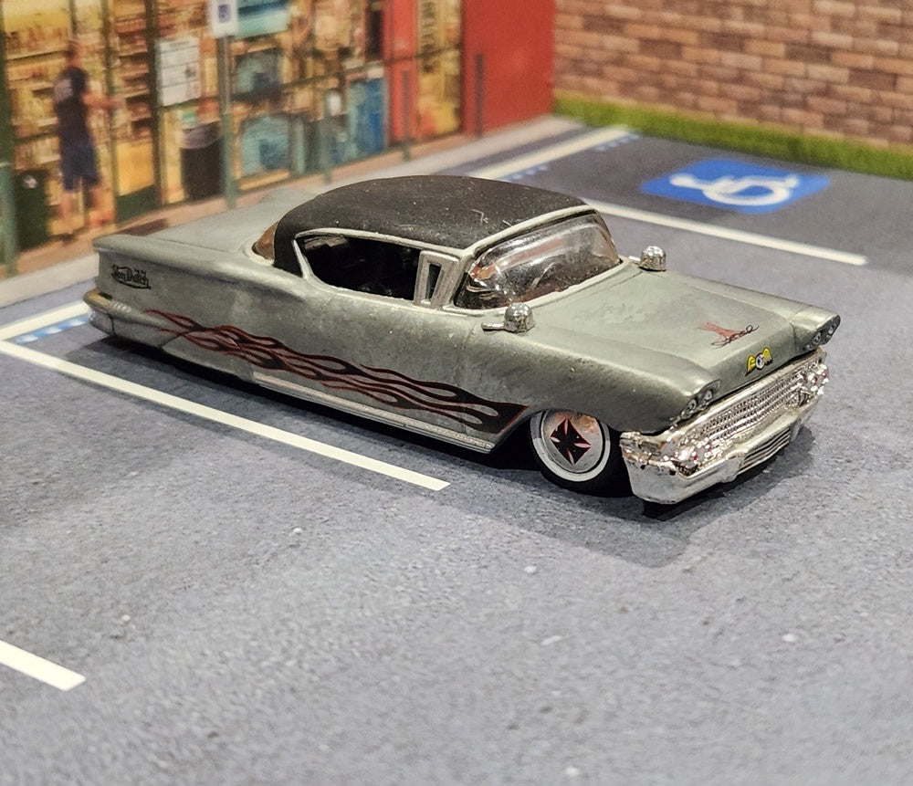 Uncarded - Jada Toys - 1968 Chevy Impala 'Von Dutch'