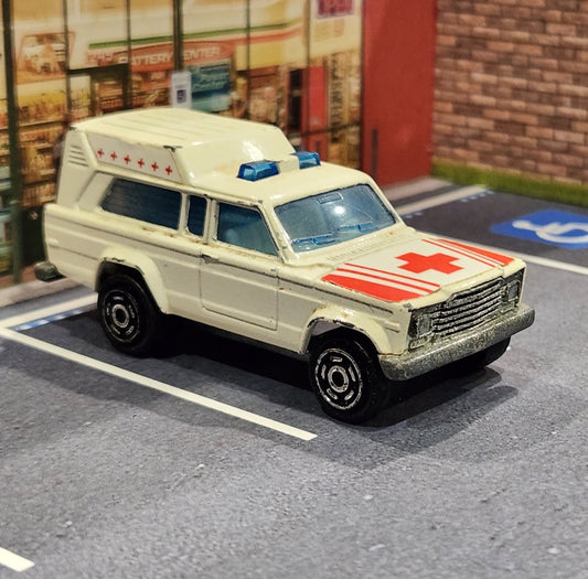 Uncarded - Majorette - Ambulance No. 269 Made in France