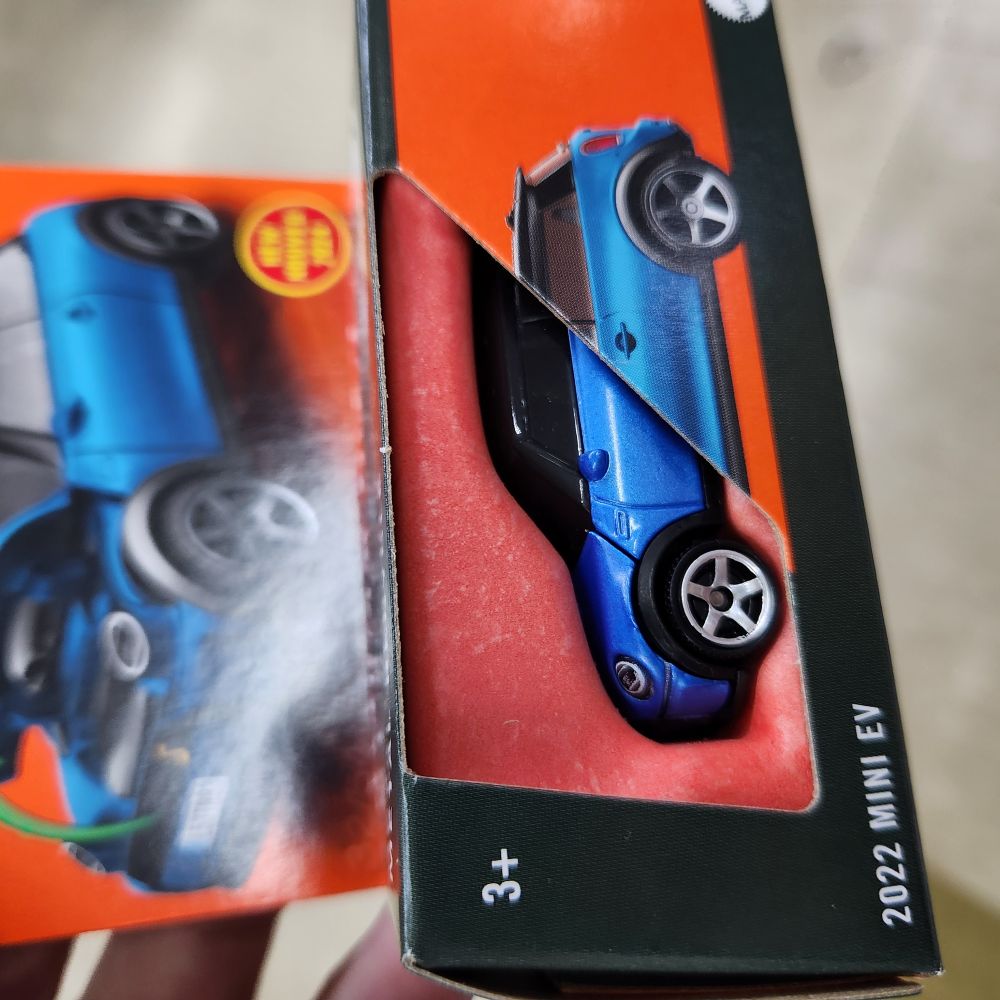 Matchbox - Moving Parts - 2022 Mini EV