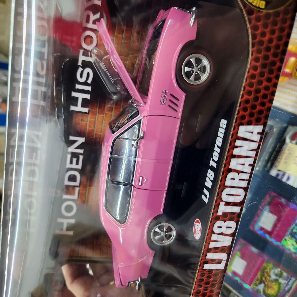 DDA - Holden LJ 308 Torana - Strike Me Pink