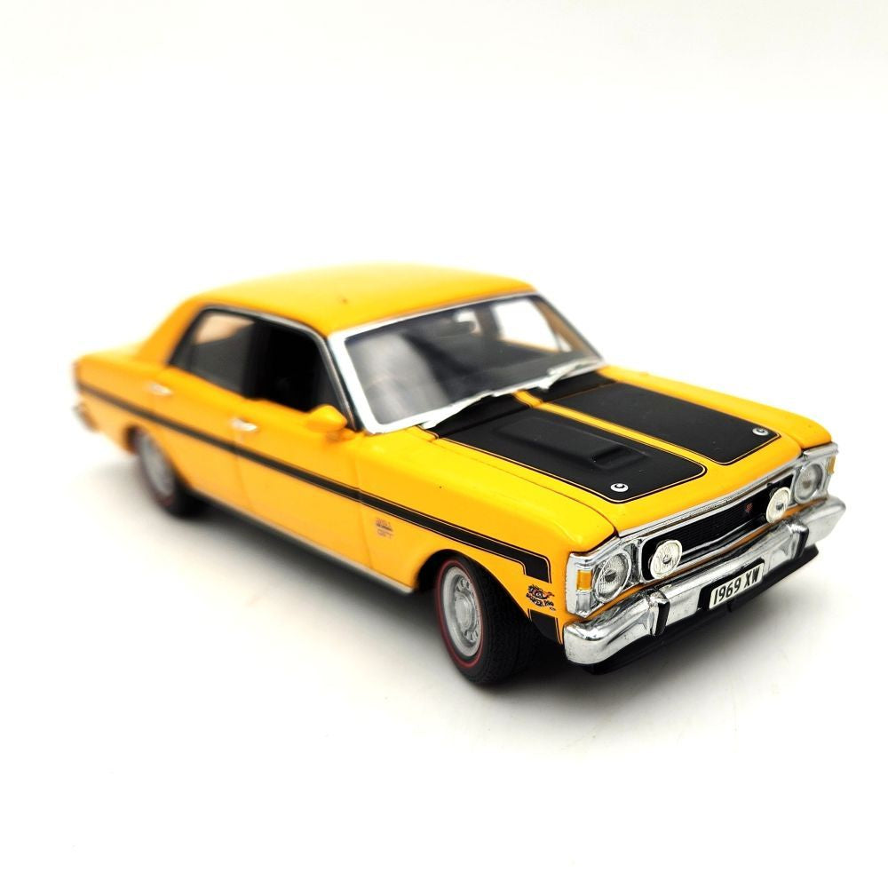 Classic Carlectables - Ford 1969  XW Falcon GTHO Phase III - Yellow Glow