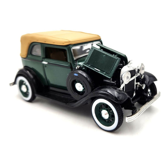 National Motor Museum - 1932 Ford Convertible Sedan - 1:43 Scale