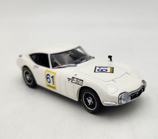 Kyosho - Toyota 2000GT Racing 1967 Suzuka 500km #61 (White) - 1:43 Scale