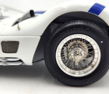 CMC - Maserati Tipo 61 Birdcage 1960 #5 - 1:18 Scale