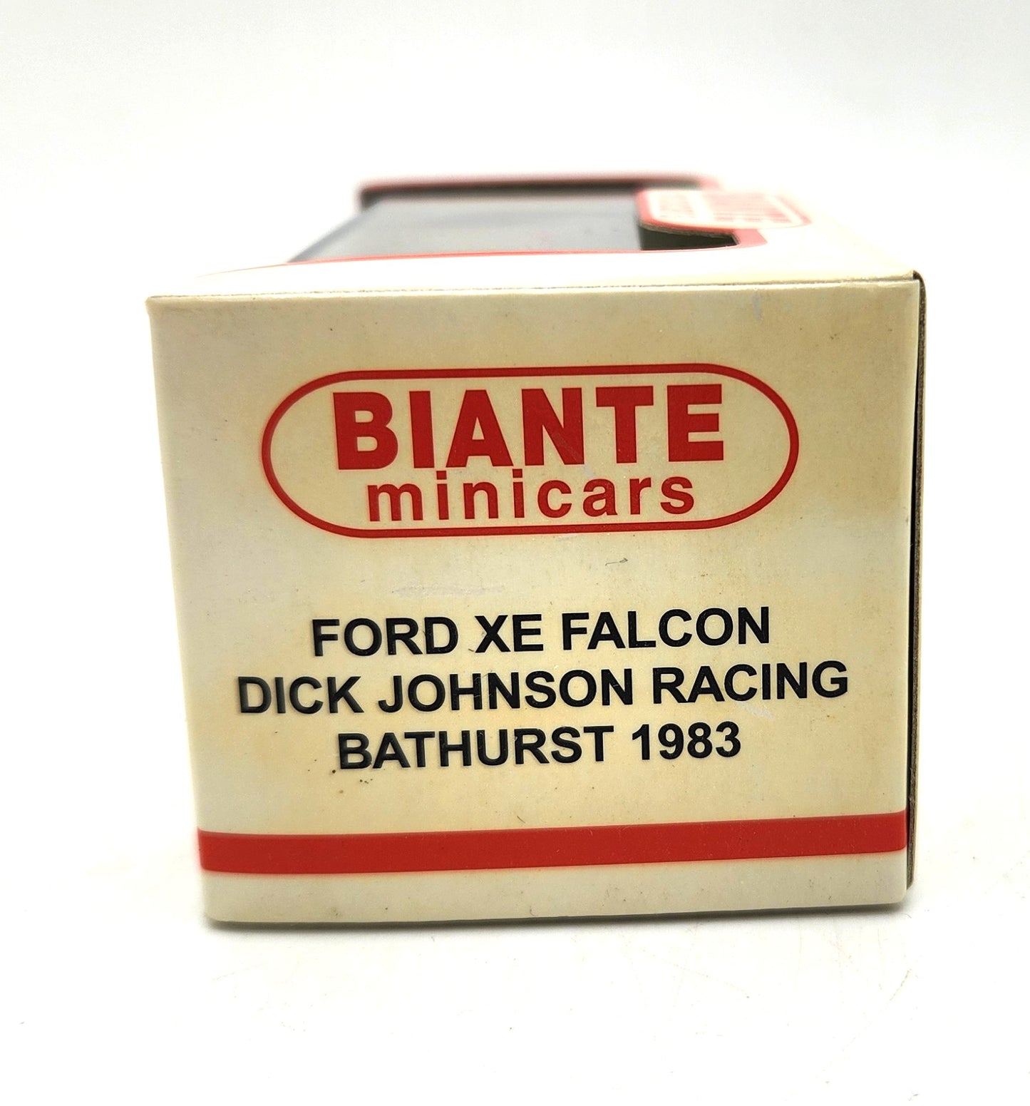 Biante - Ford XE Falcon #17 Johnson/Bartlett Bathurst 1983 - 1:64 Scale