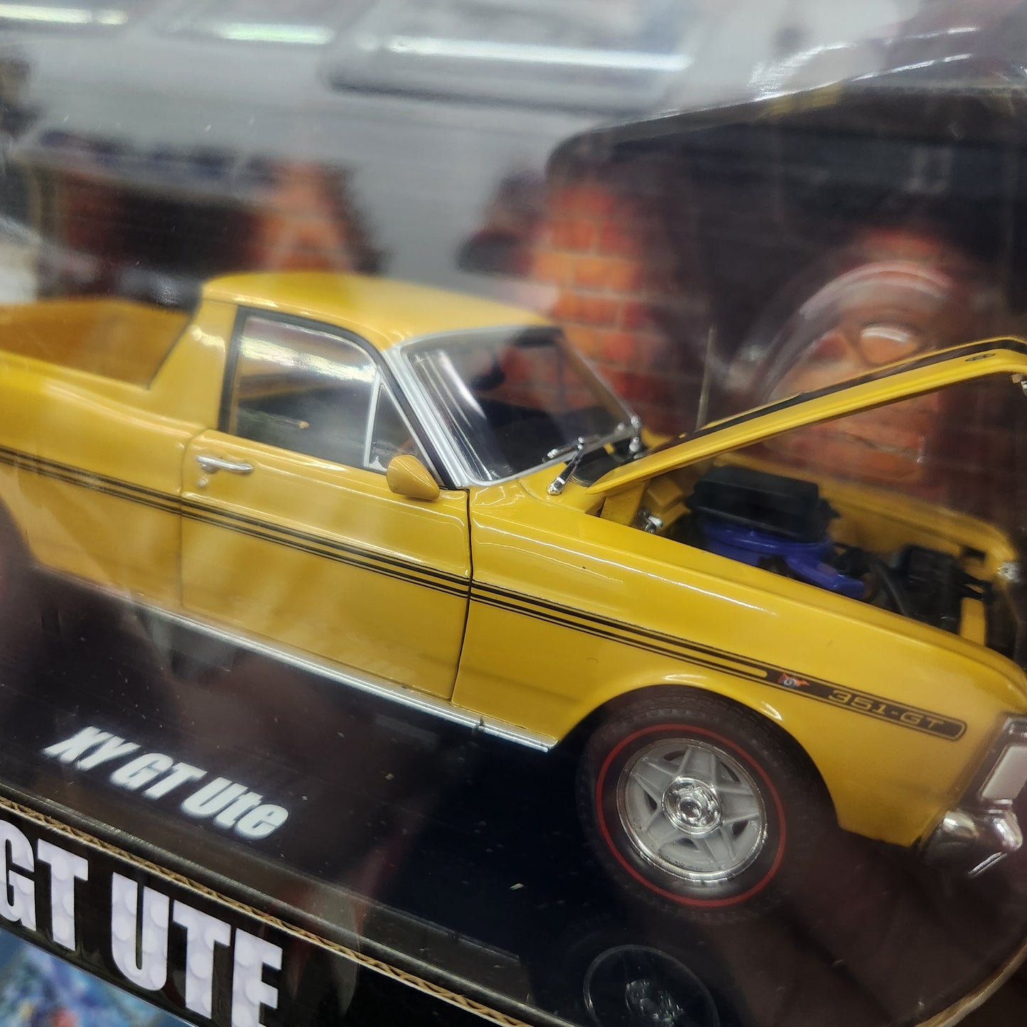 DDA - Ford 1971 XY GTHO Falcon Ute 351 T-Bar (Yellow Ochre) - 1:24 Scale