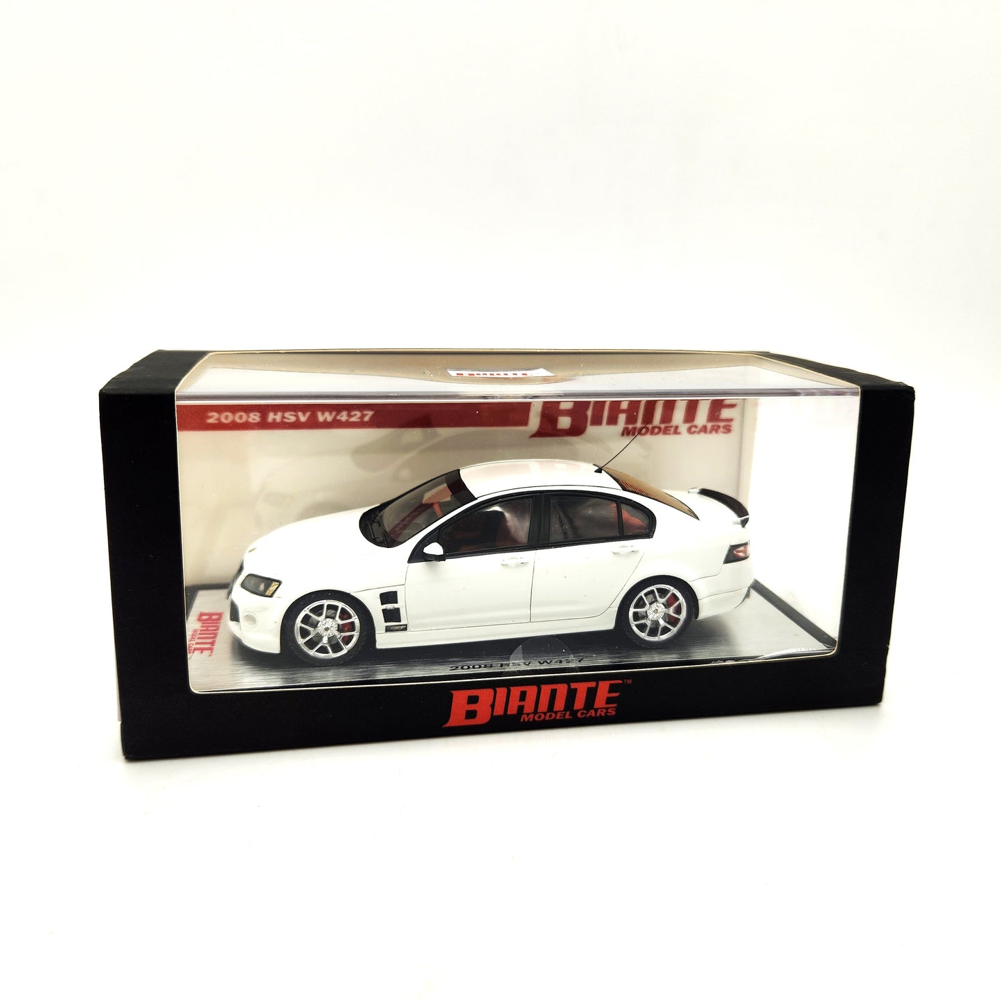 Biante - Holden 2008 Commodore HSV W427 (Heron White) - 1:43 Scale
