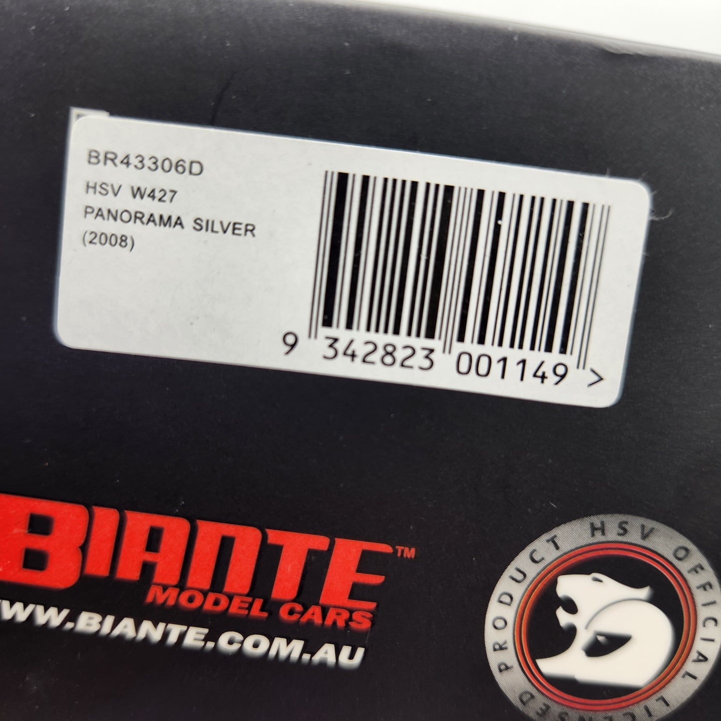 Biante - Holden 2008 Commodore HSV W427 (Heron White) - 1:43 Scale