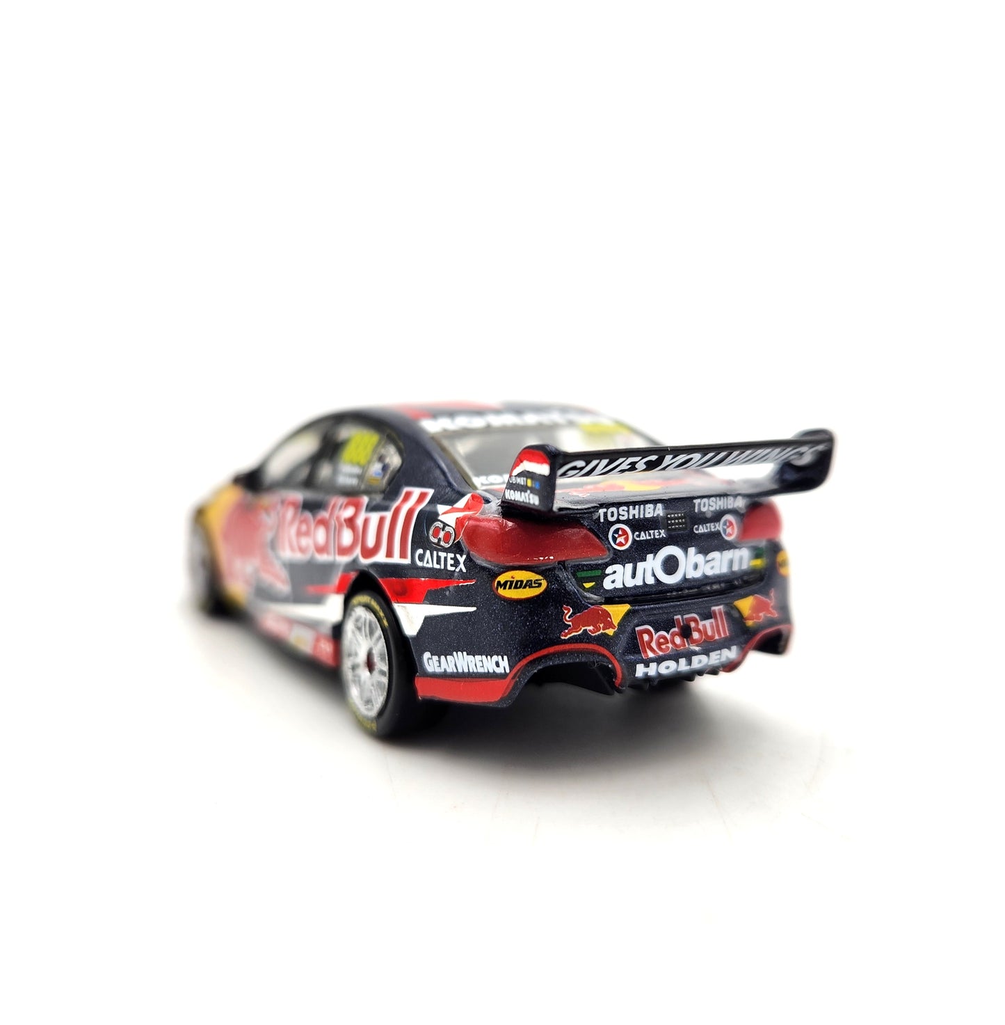 Biante - Holden VF Commodore 2015 Bathurst 1000 Winner Red Bull Racing (Lowndes/Richards) - 1:64 Scale