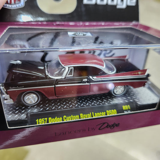 M2 Machines - 'Auto-Thentics' Mix 91 - 1957 Dodge Custom Royal Lancer D500