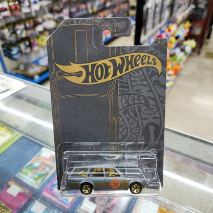 Hot Wheels - 'Satin & Chrome' - 1970 Datsun 510 Wagon (2019)