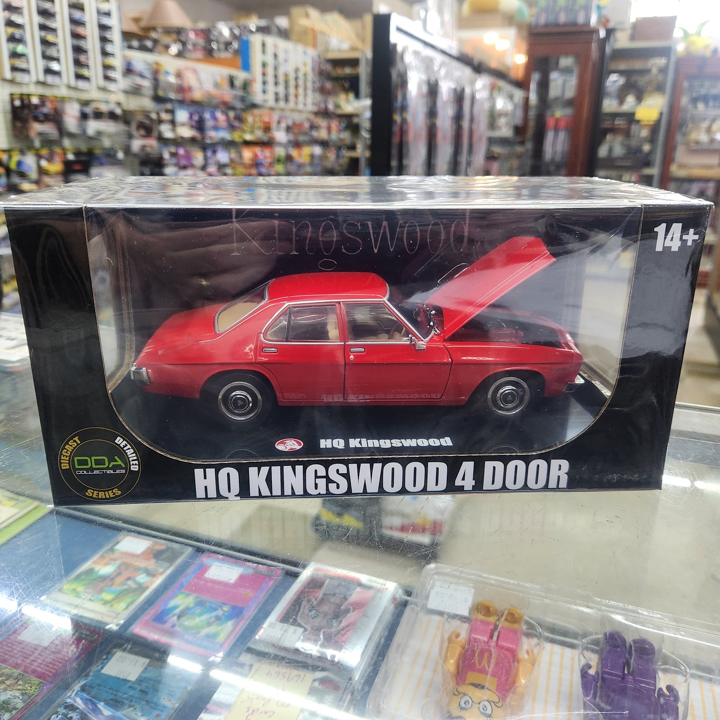 DDA - Holden HQ Kingswood 4 Door Sedan (Red) - 1:24 Scale