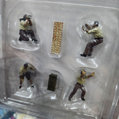 American Diorama - Diecast Figures - Road Adventure #2 - 1:64 Scale