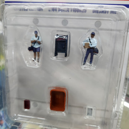 American Diorama - Diecast Figures - Mail Service - 1:64 Scale