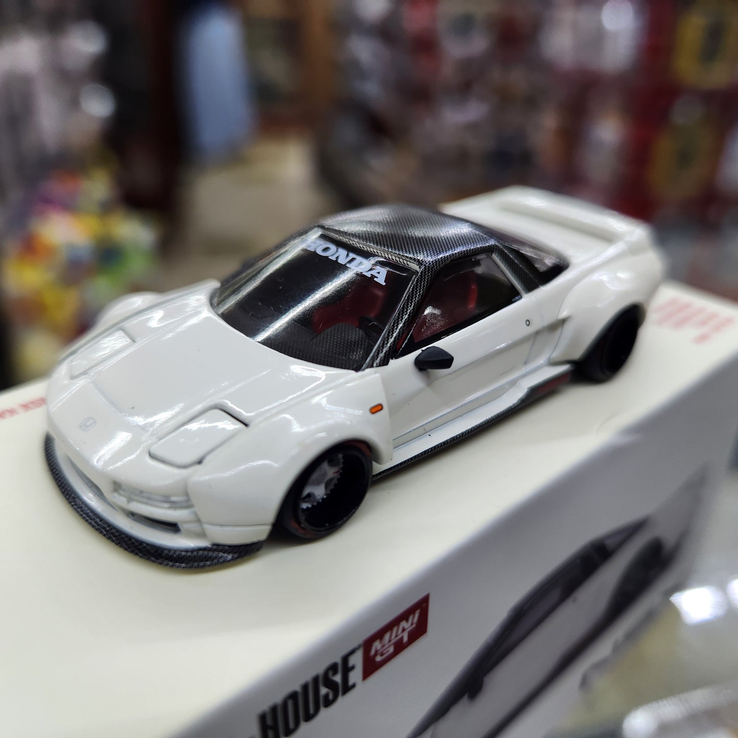 MiniGT - Honda NSX (NA1) Kaido Works V2 (White)