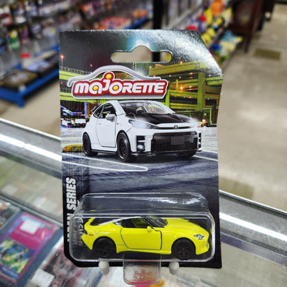 Majorette - Japan Series - Premium Cars - Nissan Z (Vibrant Yellow) - 1:64 Scale