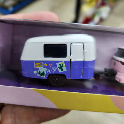 Majorette - Pink Drivez - Volkswagen ID Buzz + Eriba Puck Caravan