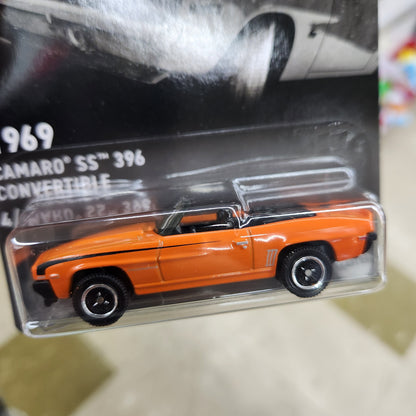 Matchbox - American Convertible Series - 1969 Camaro SS 396 Convertible - 1:64 Scale
