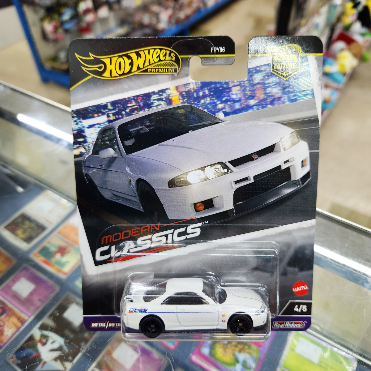 Hot Wheels Premium - Car Culture - 'Modern Classics' - Nissan Skyline GT-R (R33) - 1:64 Scale