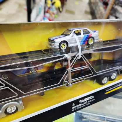 Maisto - Mack Anthem Car Transporter with 1988 BMW 3 Series M3 - 1:64 Scale