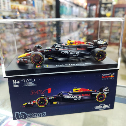 Bburago - 2024 F1 Oracle Red Bull Racing RB20 with Helmet - #1 Max Verstappen - 1:43 Scale