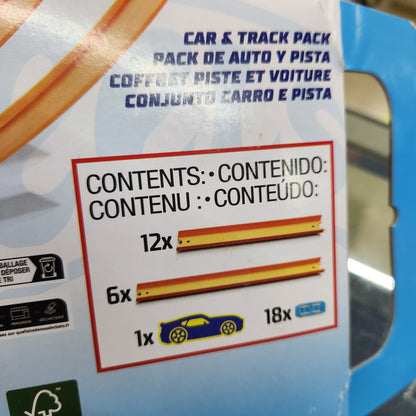 Hot Wheels - Car and Track Pack - 1:64 Scale