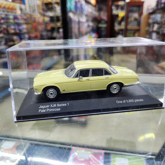 Corgi - Jaguar XJ6 Series 1 (Pale Primrose) - 1:43 Scale