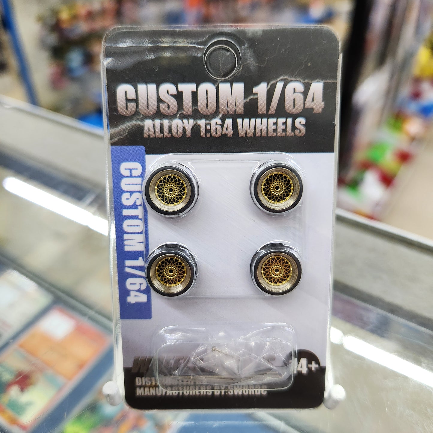 Custom Alloy Wheels - Set 4 with Axles - 1:64 Scale (N001)