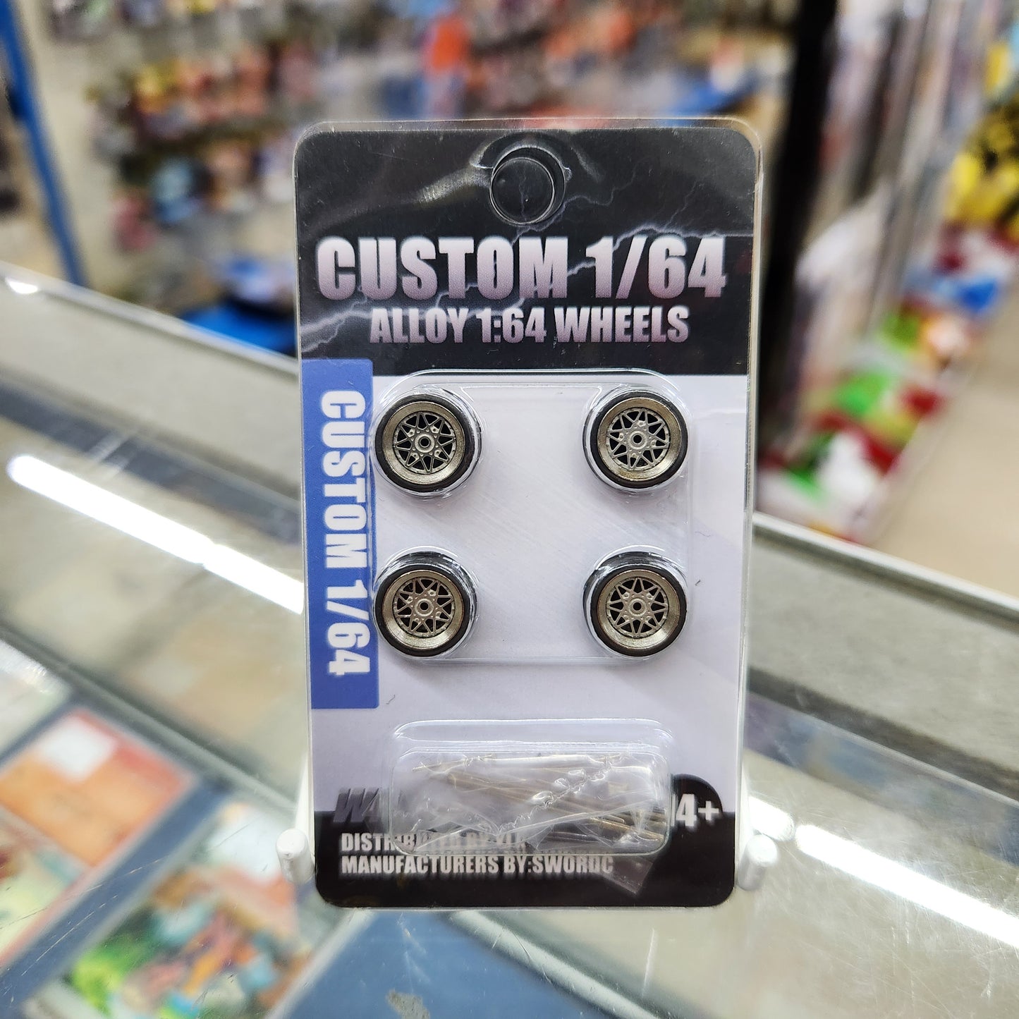 Custom Alloy Wheels - Set 4 with Axles - 1:64 Scale (N006A)