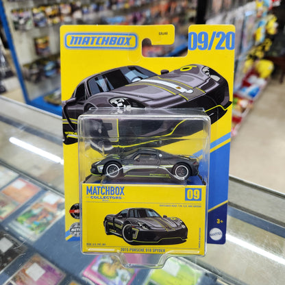 Matchbox Collector Series - 2015 Porsche 918 Spyder - 1:64 Scale
