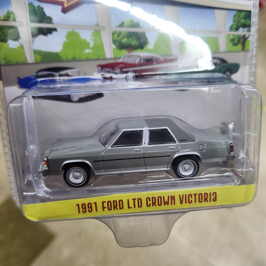 Greenlight - 'Showroom Floor' Series 6 - 1991 Ford LRD Crown Victoria (Light Titanium Metallic) - 1:64 Scale