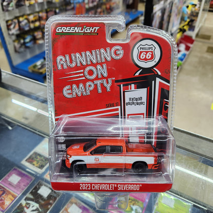 Greenlight - Running On Empty Series 17 - 2023 Chevrolet Silverado 'Quaker State' - 1:64 Scale