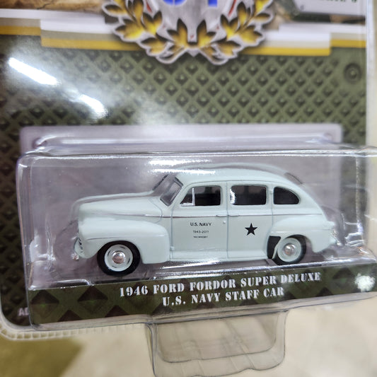 Greenlight - Battalion 64 Series 5 - 1946 Ford Fordor Super Deluxe 'U.S Navy Staff Car' - 1:64 Scale