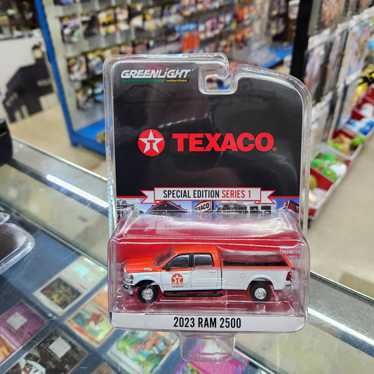 Greenlight - Texaco Special Edition Series 1 - 2023 RAM 2500 - 1:64 Scale