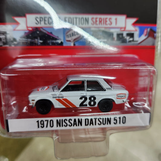 Greenlight - Texaco Special Edition Series 1 - 1970 Nissan Datsun 510 Widebody - 1:64 Scale