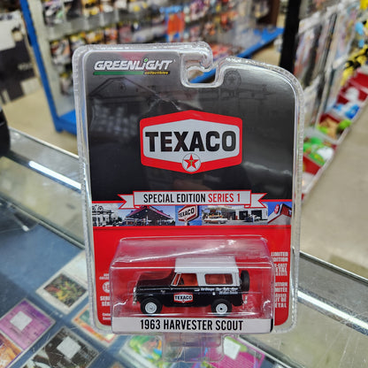 Greenlight - Texaco Special Edition Series 1 - 1963 International Harvester Scout - 1:64 Scale