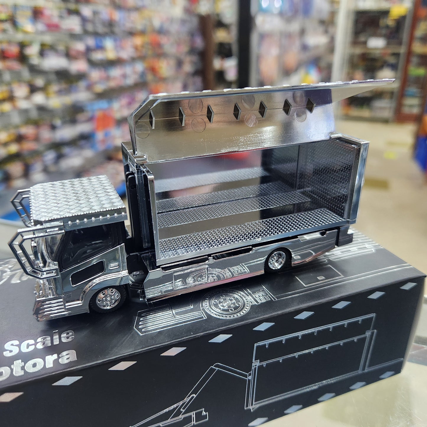 Micro Turbo - Dekotora Wing Truck Ver. 2 - 1:64 Scale