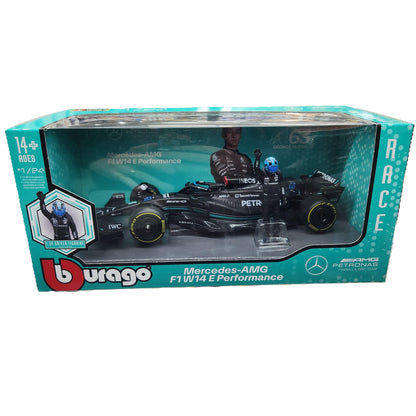 Bburago - 2023 Mercedes-AMG F1 W14 - With #63 George Russell Figurine  - 1:24 Scale
