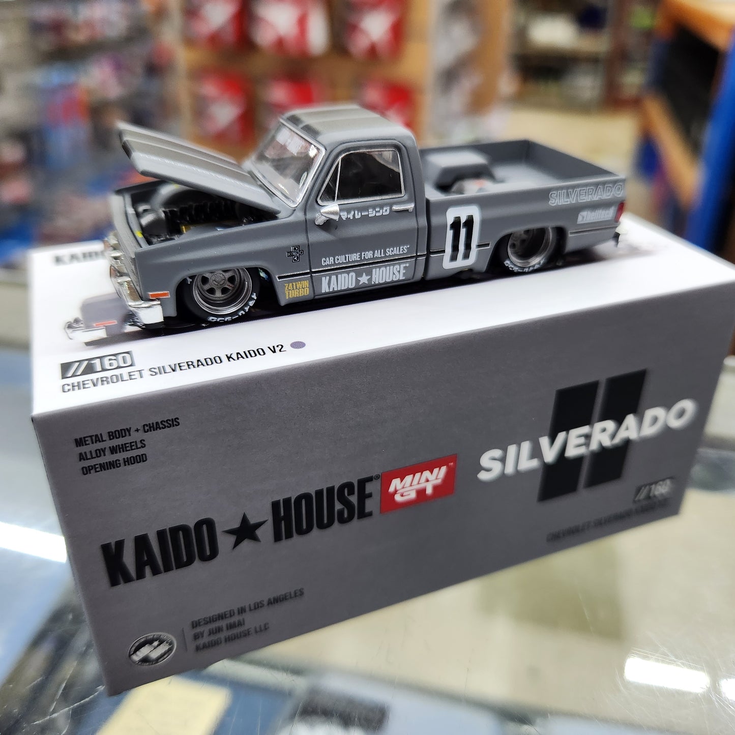 MiniGT - Chevrolet Silverado KAIDO V2