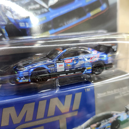MiniGT - Nissan Silvia (S15) #70 D-MAX Racing 2023 D1 Grand Prix