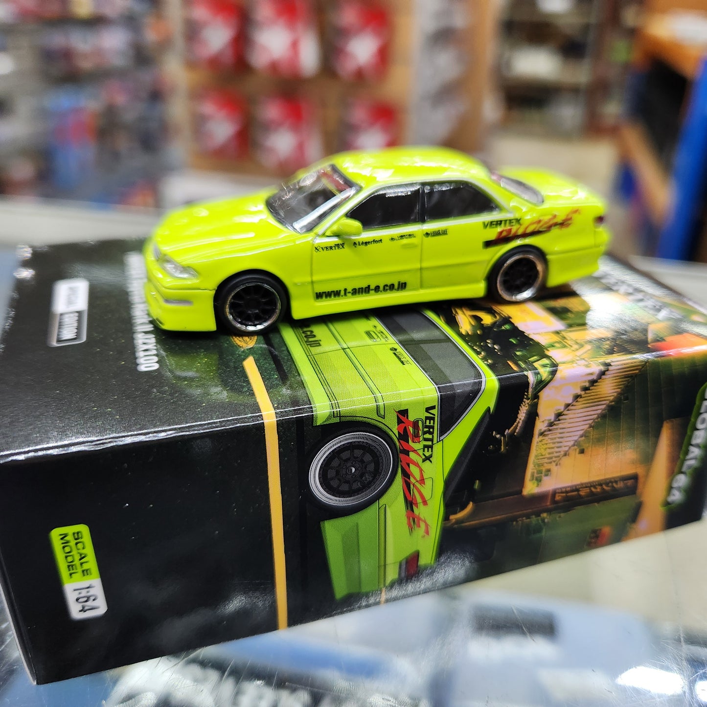 Tarmac Works - Vertex Toyota Mark II (JZX100) - Light Green