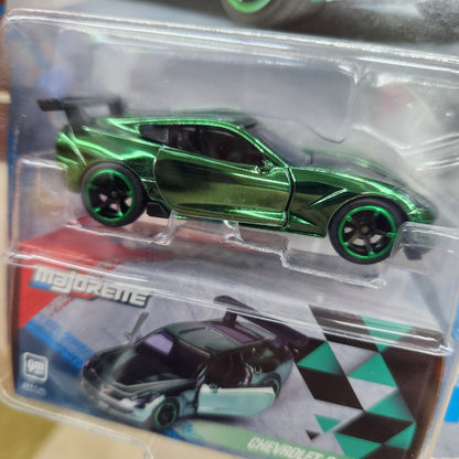 Majorette - Showroom Series Deluxe Cars - Chevrolet Corvette  (Chrome Green)