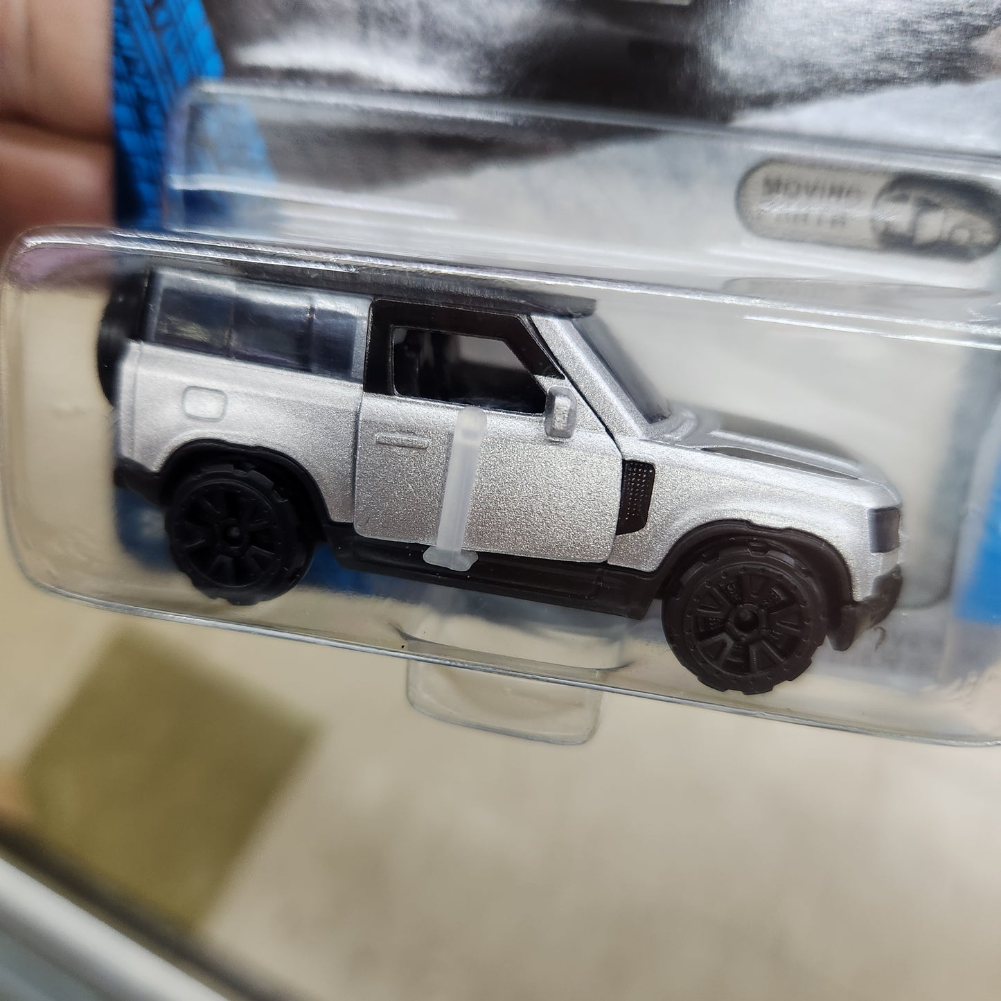 Majorette - Showroom Series Premium Cars - Land Rover Defender 90 (Silver)